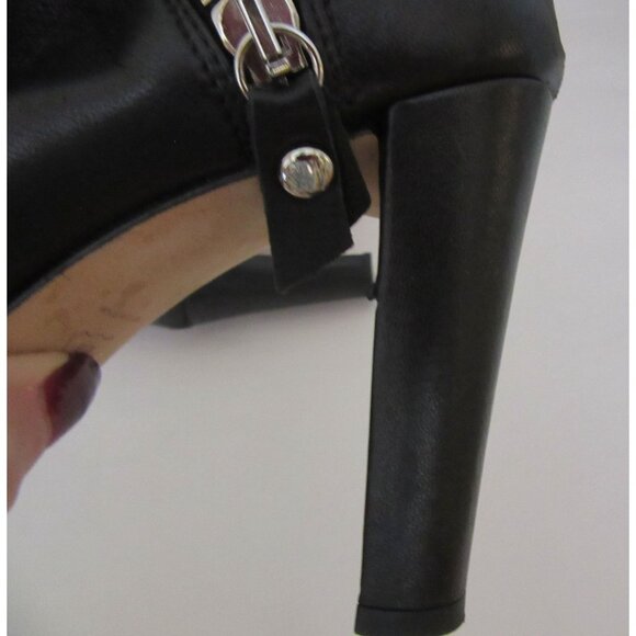 Stuart Weitzman Black Soft Leather Peep Toe Ankle Booties W/Side Zipper Size 7M - Picture 6 of 7